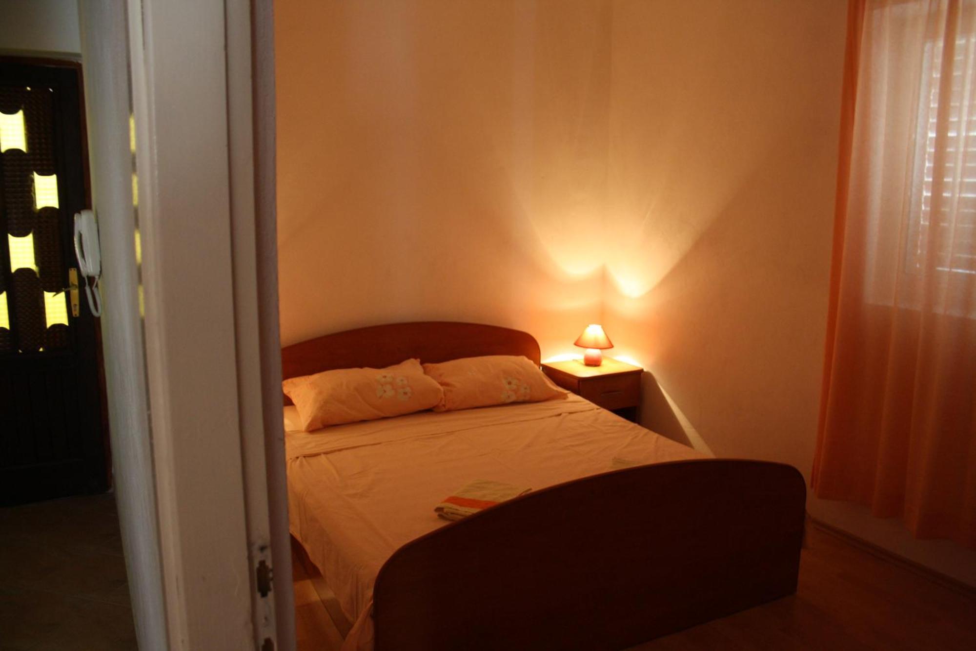 Apartments Leo Petrcane Luaran gambar