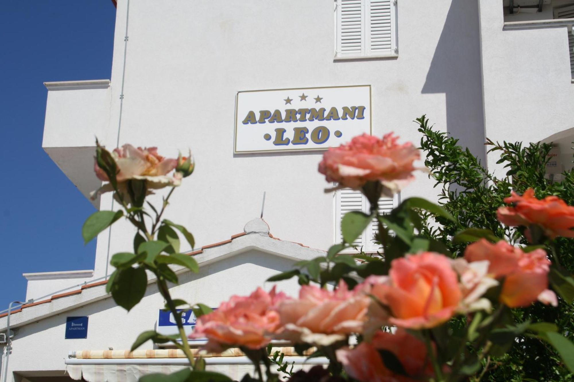 Apartments Leo Petrcane Luaran gambar