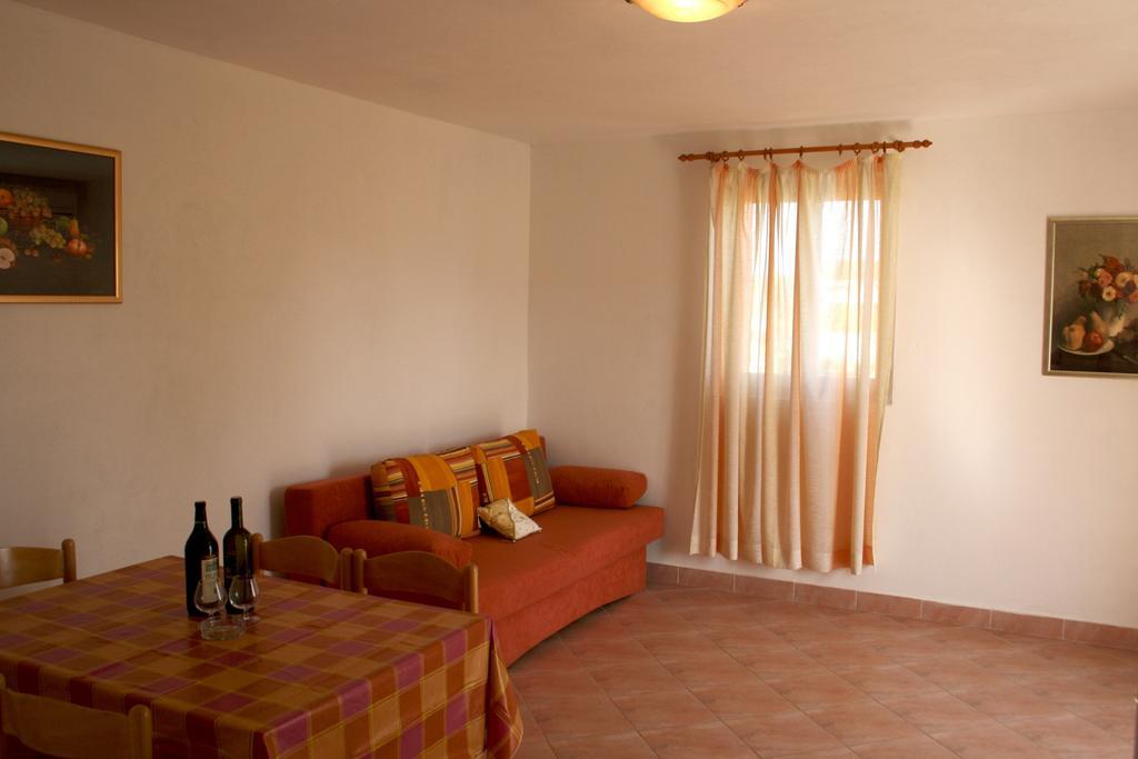 Apartments Leo Petrcane Luaran gambar