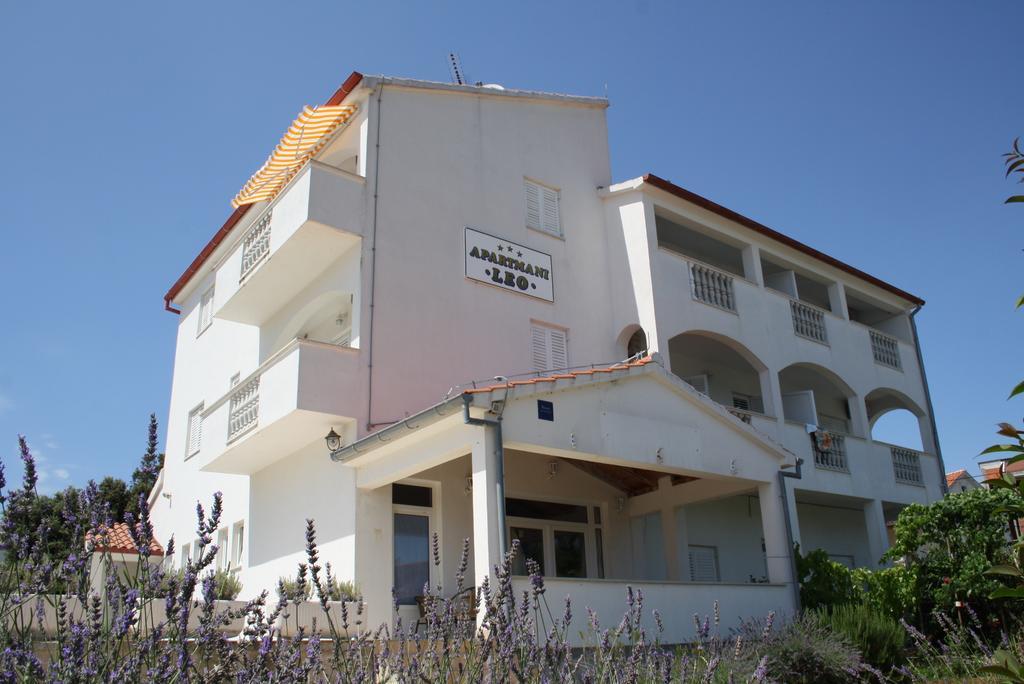 Apartments Leo Petrcane Luaran gambar